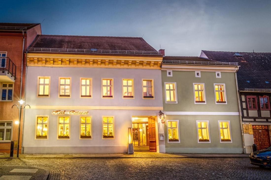 Ferienwohnung Zum Deutschen Hause リュベナウ エクステリア 写真